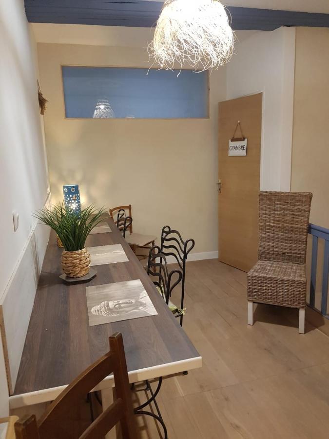 Hotel Fenetre Sur Cour Du Docteur Privey - Secure Park Bike - Voie Bleue Tournus Exterior foto